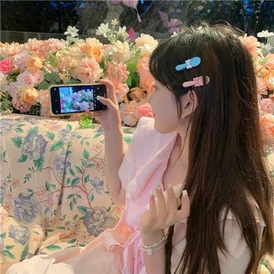 女仁医